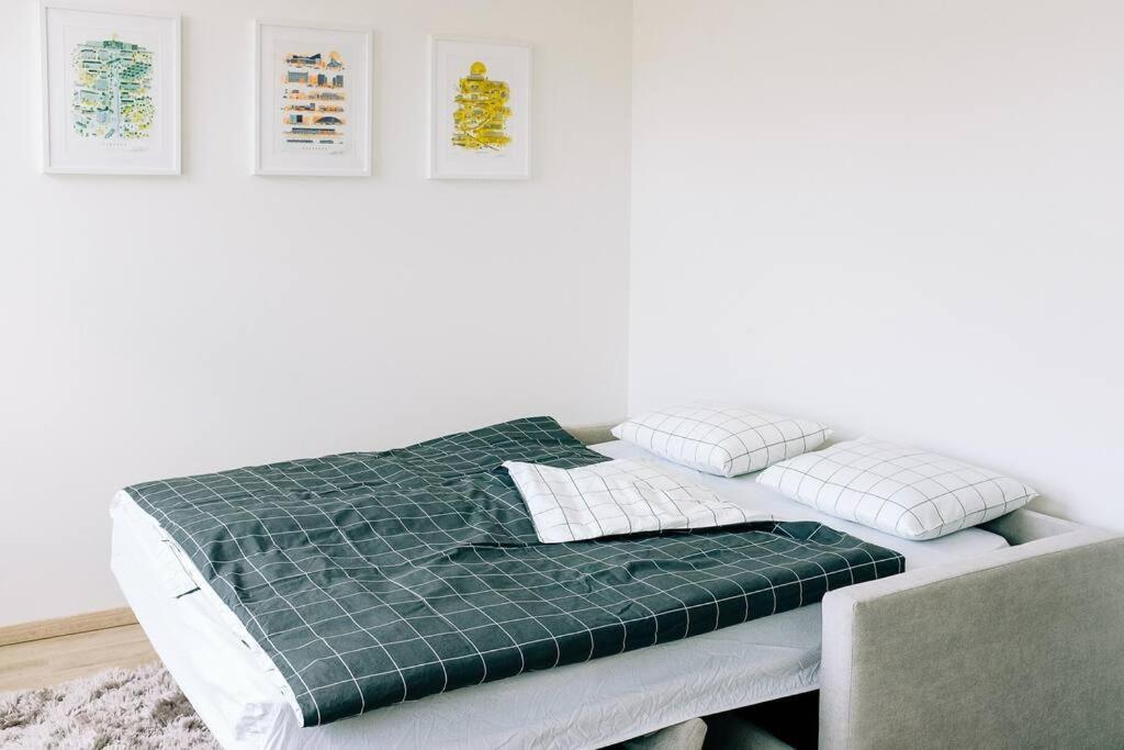 New Studio In Quiet Part Of The City Center 브라티슬라바 외부 사진